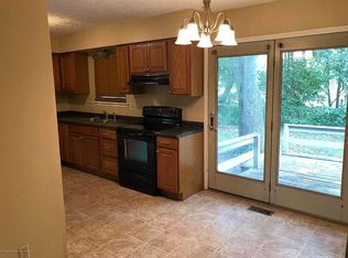 5203 Renee St, Lansing, MI 48911