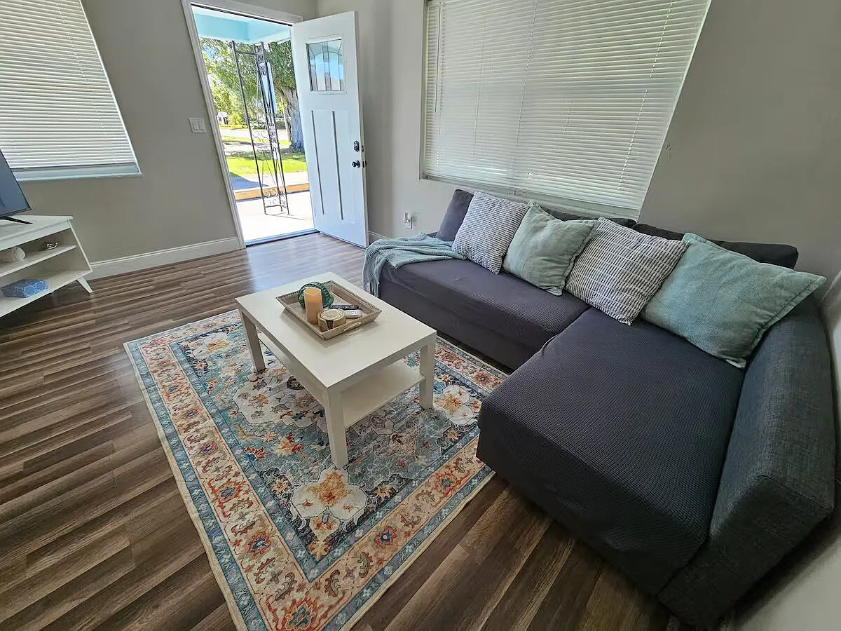 1 bed, 1.0 bath, 550 sqft, $1,450 — Photo 2