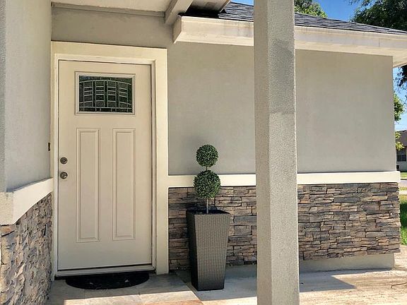3rd image of 1334 Russell Dr