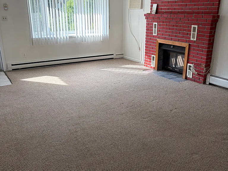 166 Maple St #1 — Photo 2