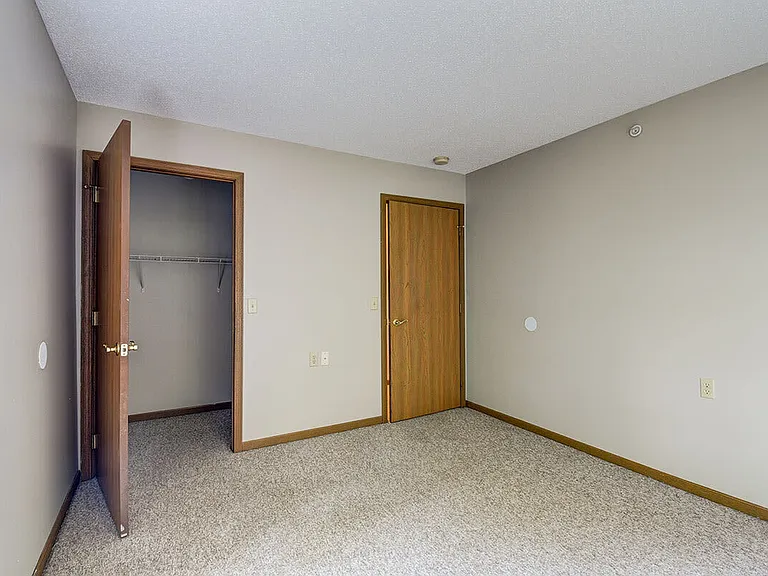 Heritage House — Photo 12