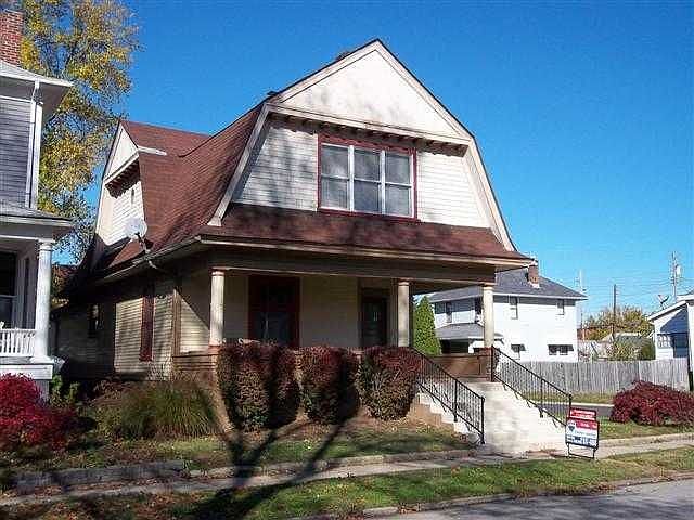 1st image of 126 Van Ave