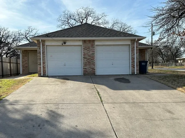 5200 Flamingo Rd, Fort Worth, TX 76119