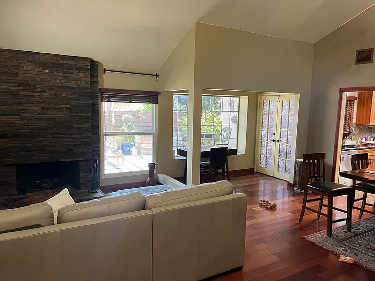 2433 San Jacinto Ct — Photo 4