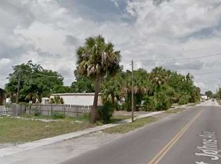 1404 Saint Johns Ave, Palatka, FL 32177