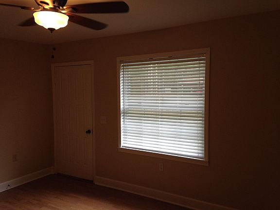 5th image of 1140 S Palm St