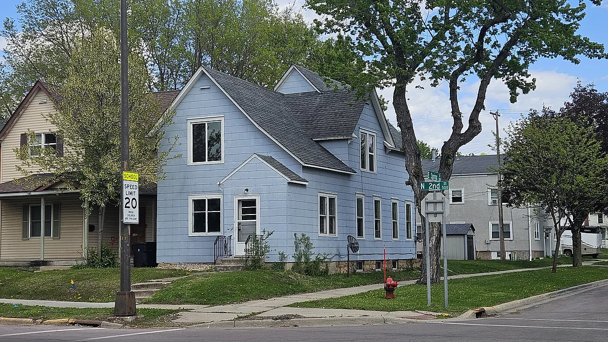 Building Photo - 501 N 2nd St