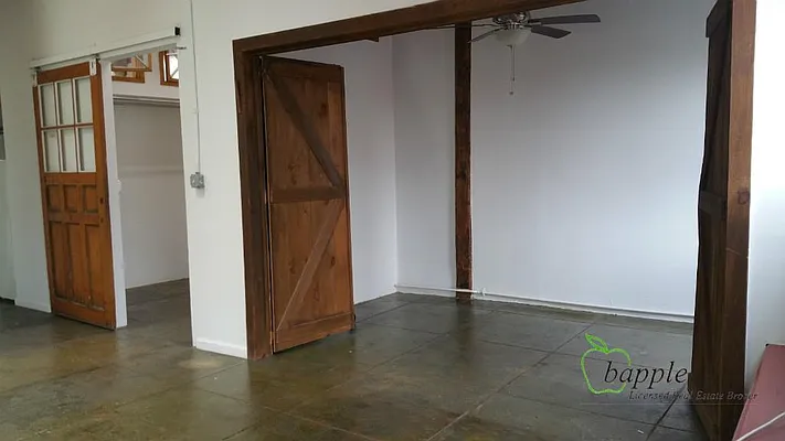 Rented by Bapple | media 33