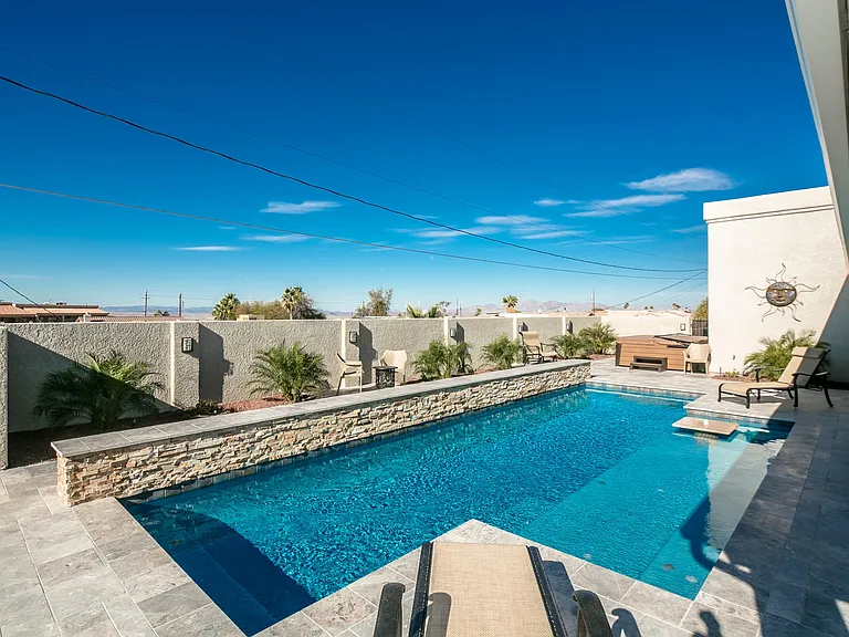 3570 Stanford Dr — Photo 35
