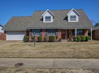 7905 E 53rd St, Tulsa, OK 74145