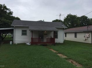 2206 Illinois Ave, Murphysboro, IL 62966