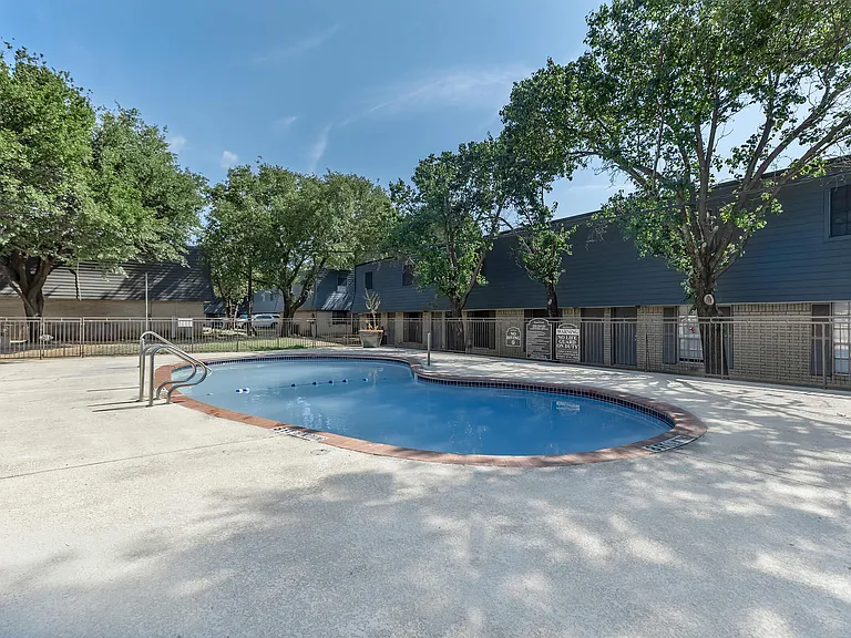 Pioneer Creek Townhomes — Photo 14