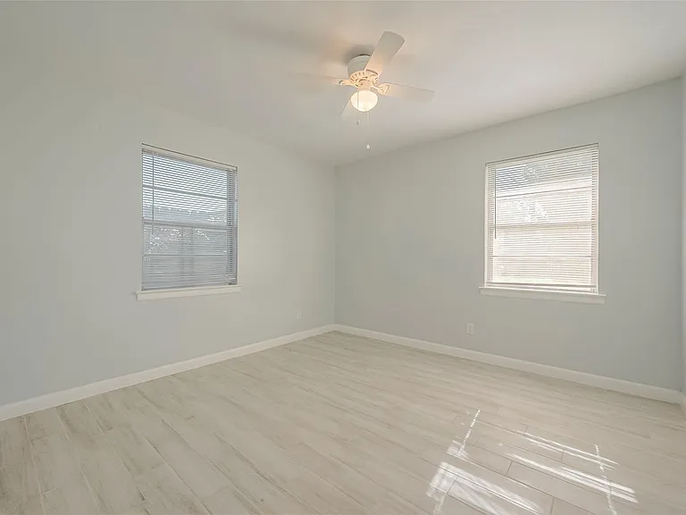 3426 Bradford St — Photo 31
