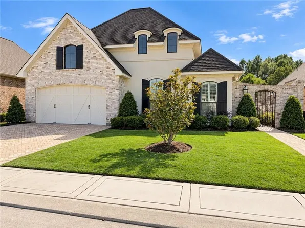 833 S Corniche Du Lac St, Covington, LA 70433