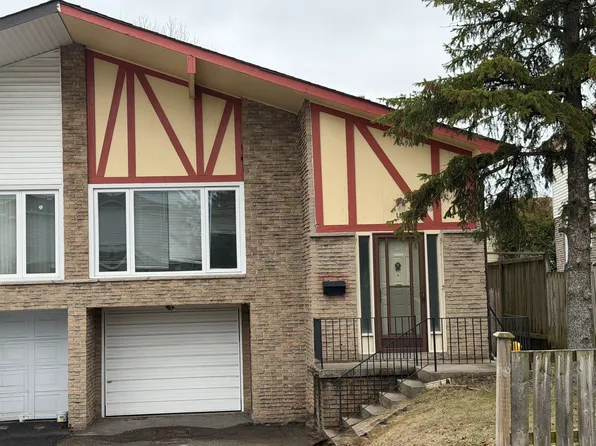 185 Silver Springs Blvd, Toronto, ON M1V 1G5