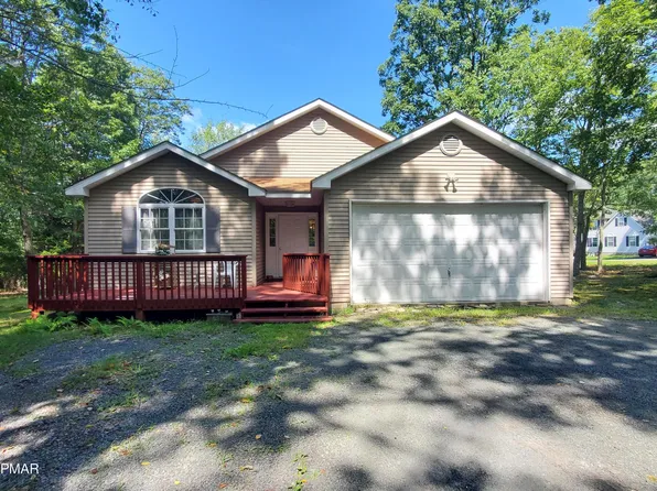209 Old Took Dr, Tamiment, PA 18371