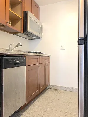 Rented by REAL New York | media 16