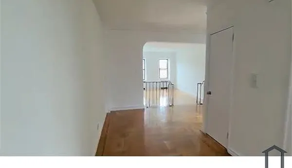 2 bed, $2,816 — Photo 1