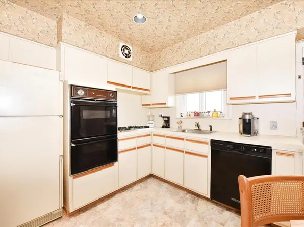 85-19 212th Street image 12 of 27