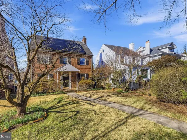 5028 Massachusetts Ave NW, Washington, DC 20016