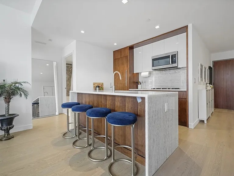 75 Park Ln S #2106 — Photo 7
