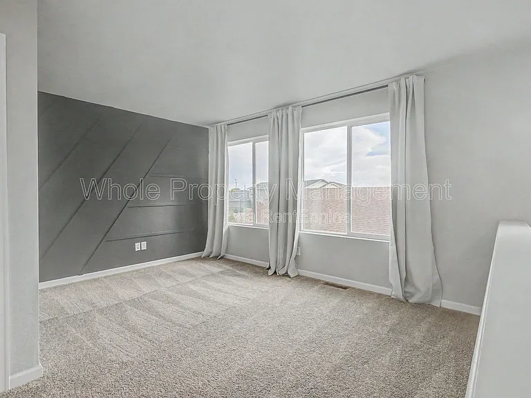 2291 Peregrine Dr — Photo 11