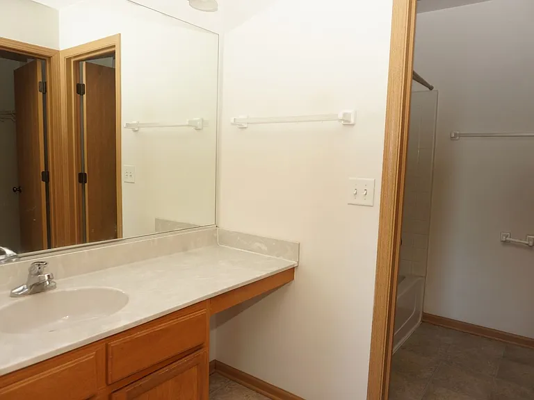 407 Waubonsee Dr — Photo 32