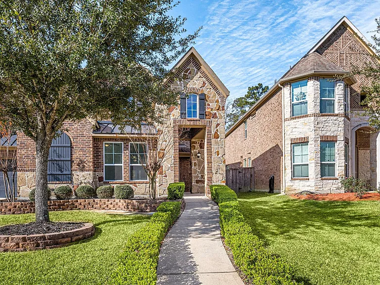 22335 Sawmill Ranch Dr — Photo 4