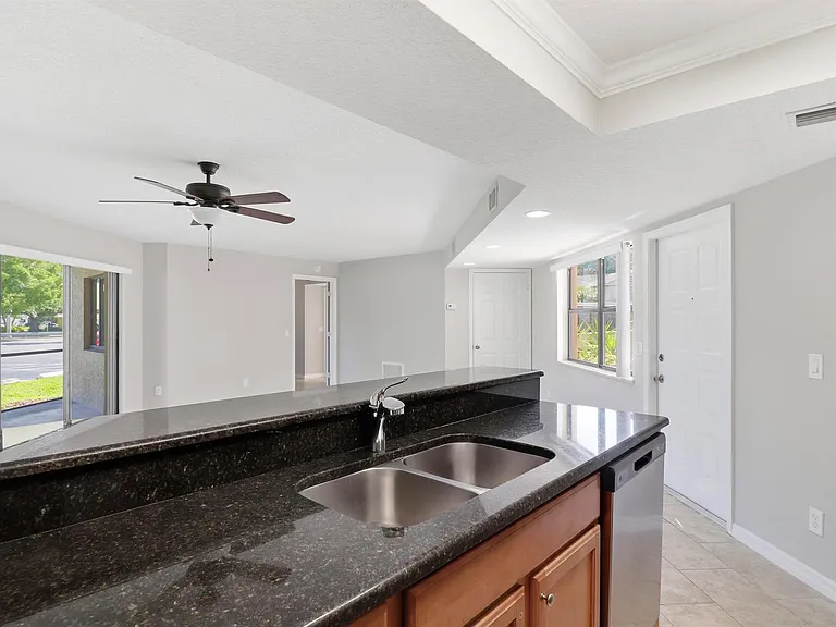 2625 Heathcote Dr #2623 — Photo 6