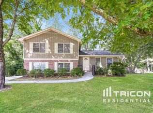2561 Falcon Ridge Dr, Grayson, GA 30017
