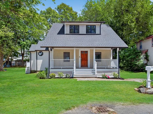 11 Mason Ave, Billerica, MA 01821