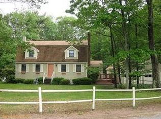 42 Garden St, Wells, ME 04090