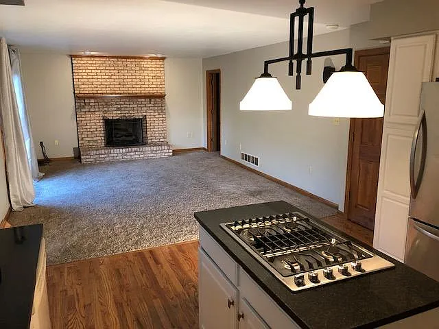 1555 Network Dr — Photo 11