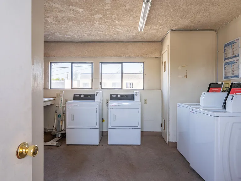 16515 S New Hampshire Ave — Photo 5