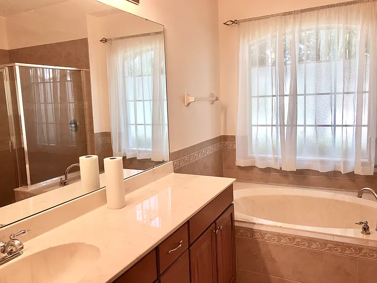 387 Brentwood Club Cv — Photo 9