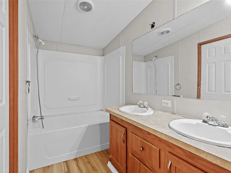 22091 Bowden Dr — Photo 7