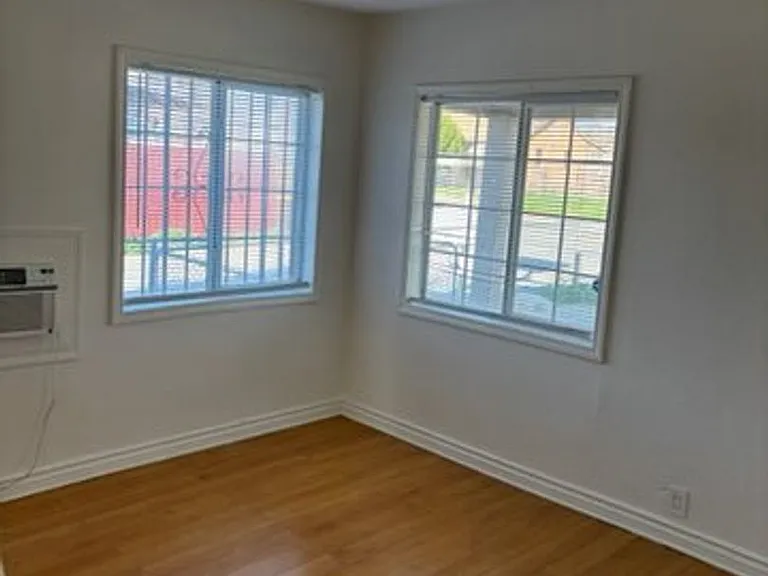 930 Sterling Rd — Photo 13