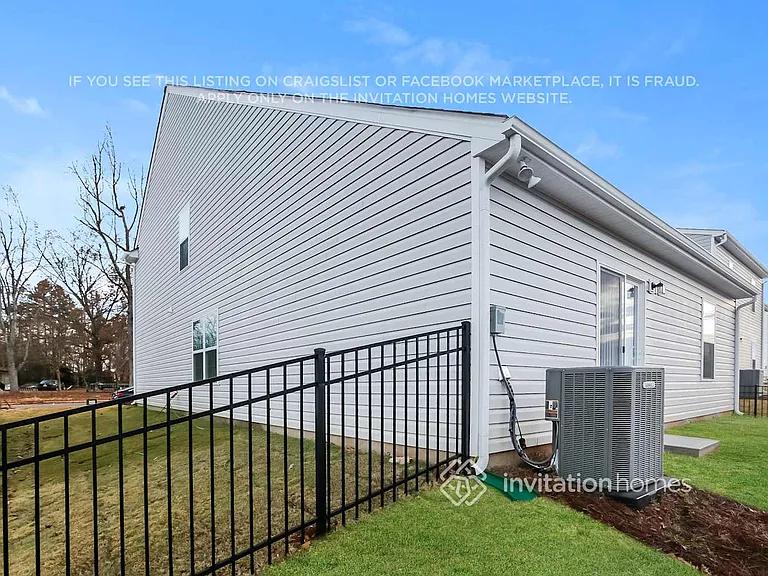 356 Hollingswood Dr — Photo 14