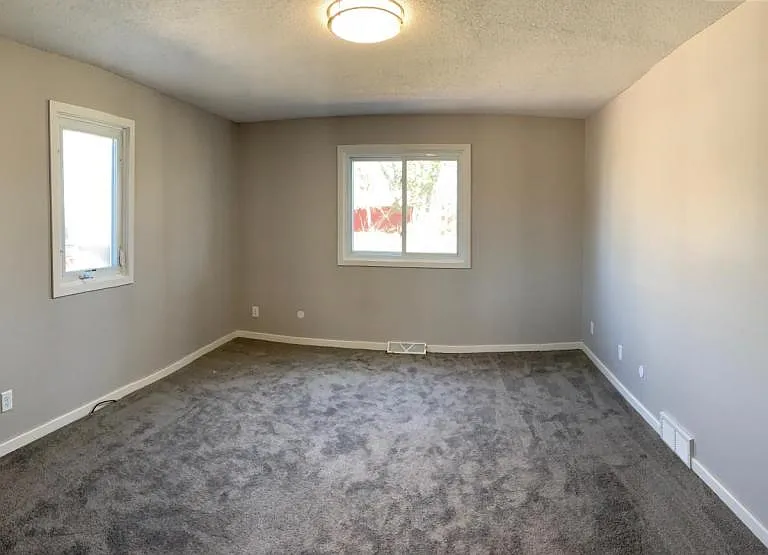 3343 Langly Ct N — Photo 9