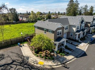 461 Miaterra Dr, Santa Rosa, CA 95407