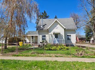 395 Buffalo St, Conneaut, OH 44030