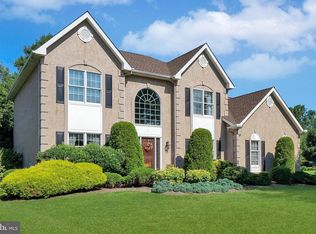 1 Swedes Ln, Moorestown, NJ 08057