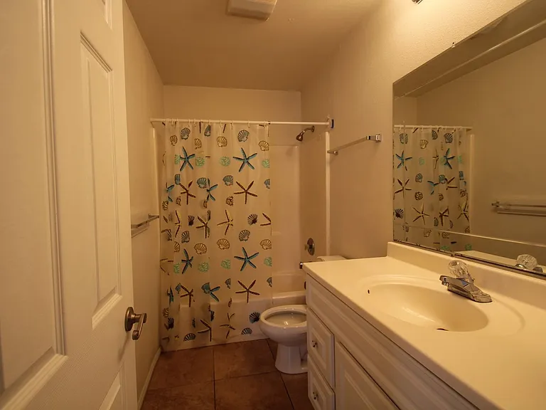 5860-5864 Mildred St — Photo 11