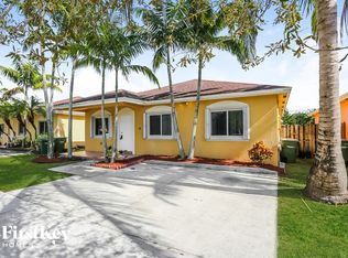 213 SW 15th Pl, Homestead, FL 33030