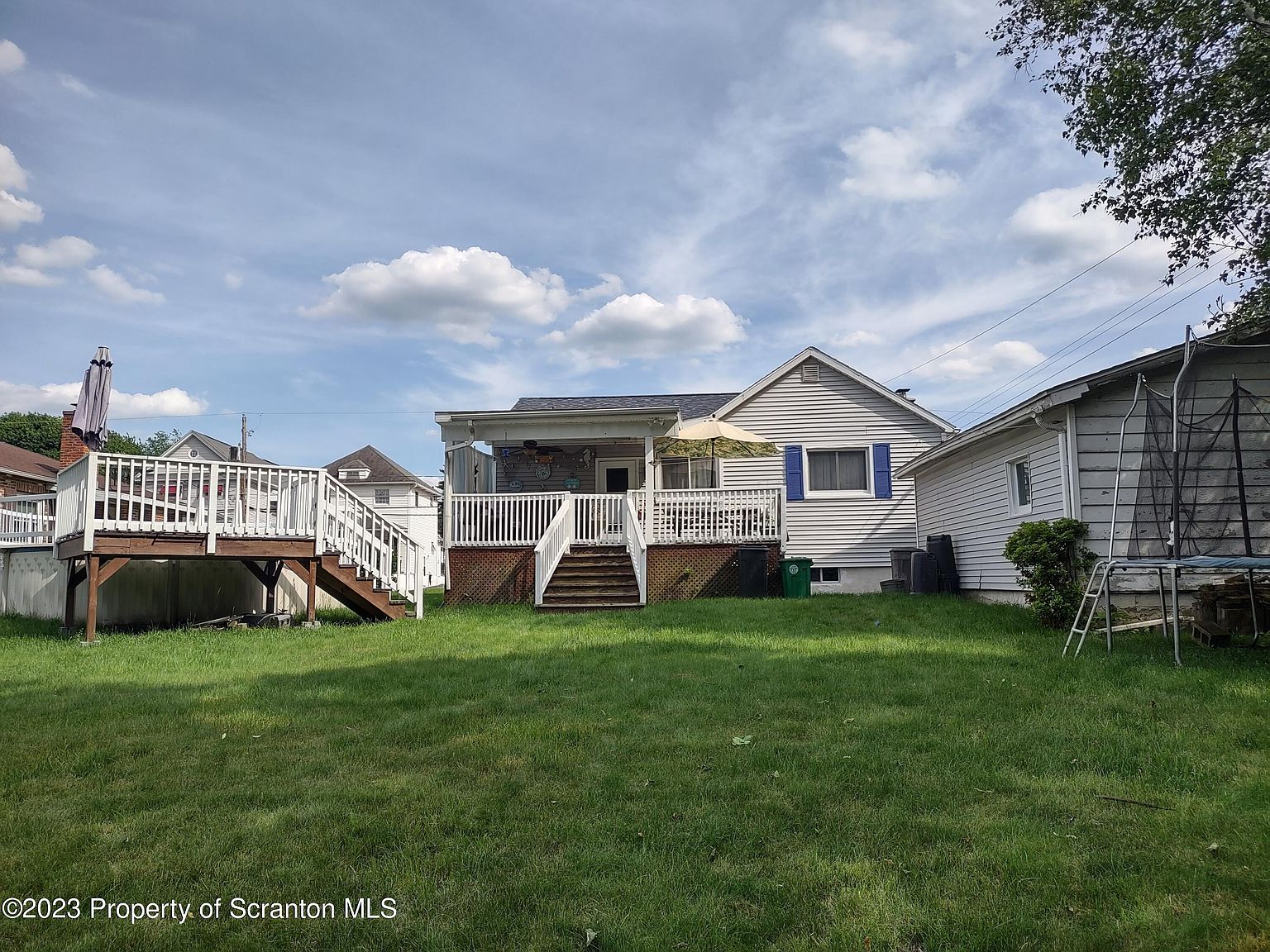 320 Front St, Jessup, PA 18434 Zillow