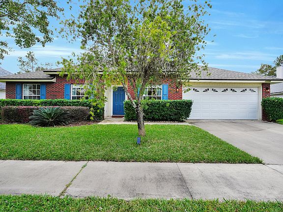 2nd image of 12046 W London Lake Dr