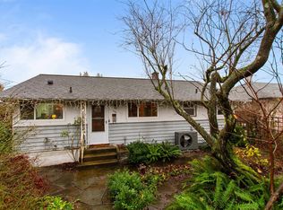 548 Amess St, New Westminster, BC V3L 4A9