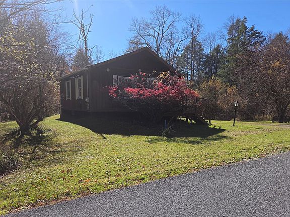 2nd image of 119 Mineral Springs Road