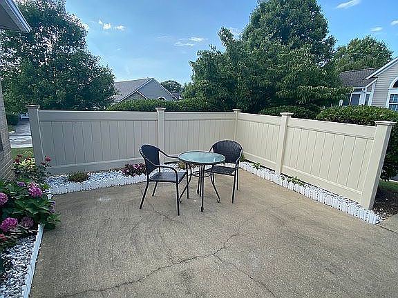 5th image of 556 Morningstar Dr