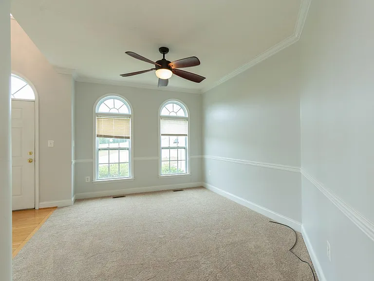 391 Sheerer Dr — Photo 8